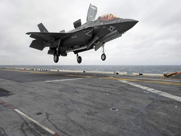 Seven sailors were injured on Monday after a pilot of the US F-35 fighter jet crashed on the deck of the USS Carl Vinson aircraft carrier.