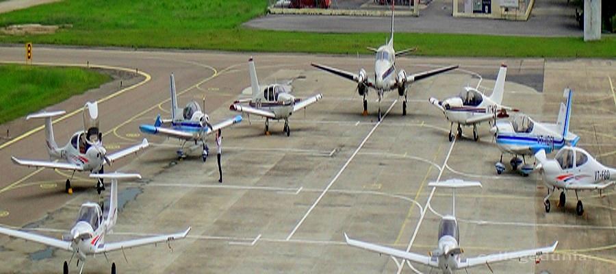 India is known for a number of flying clubs. Here is a lIst of top performing flying academies in India offering various pilot training programs. 
