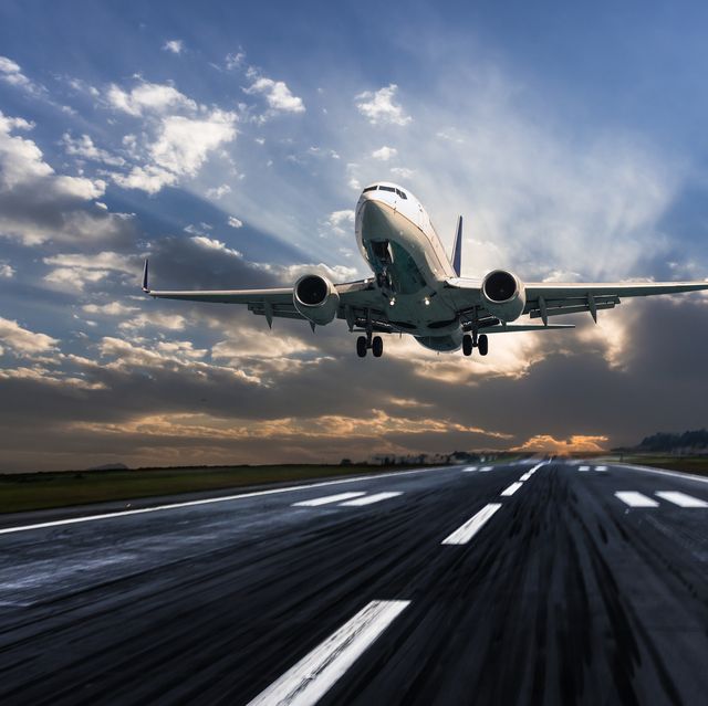 The Indian aviation regulator DGCA reported on Monday that 76.96 lakh domestic passengers flew in February.