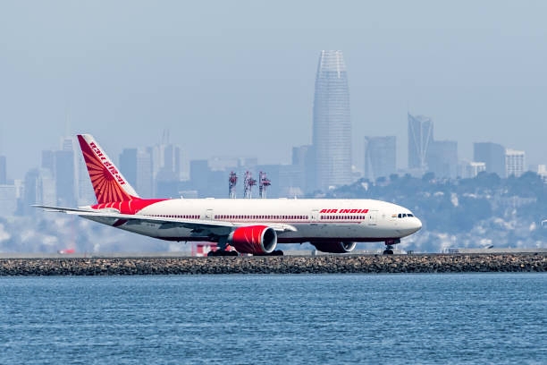 As the aviation recovers with the fall of Covid-19 cases, Air India is gradually reinstating staff salaries to pre-pandemic levels.