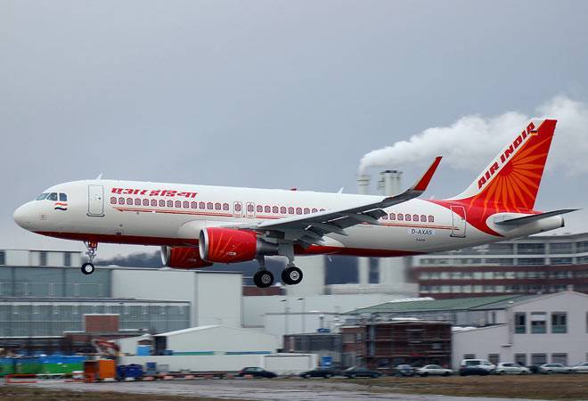 According to a source close to the situation, Air India plans to expand its fleet by more than 200 jets over the next five years. 