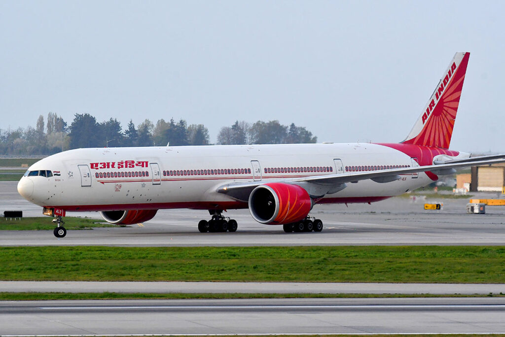 Air India revenue increases by 64% and net loss of INR 9,556.5 crore in the fiscal year 2022 | EXCLUSIVE