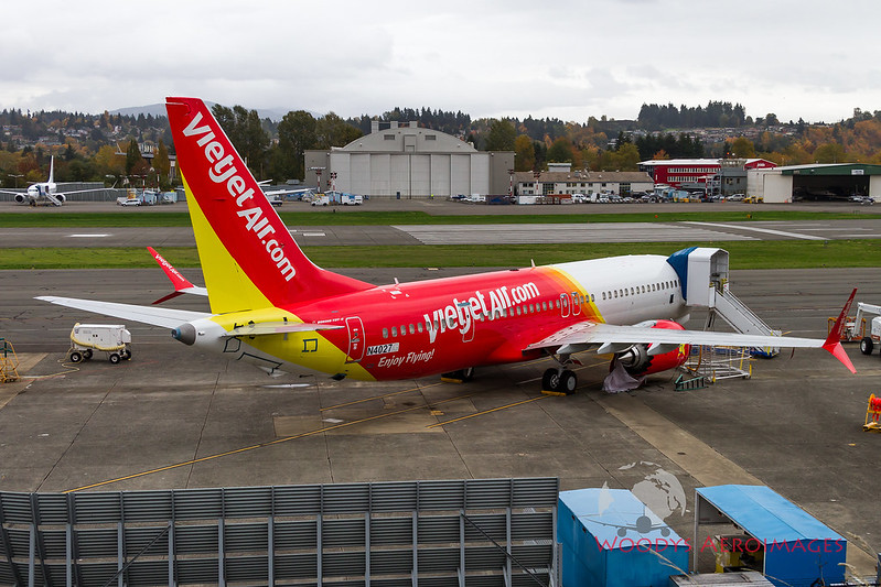 Vietjet confirms 200 Aircraft Boeing Order at Farnborough International Airshow