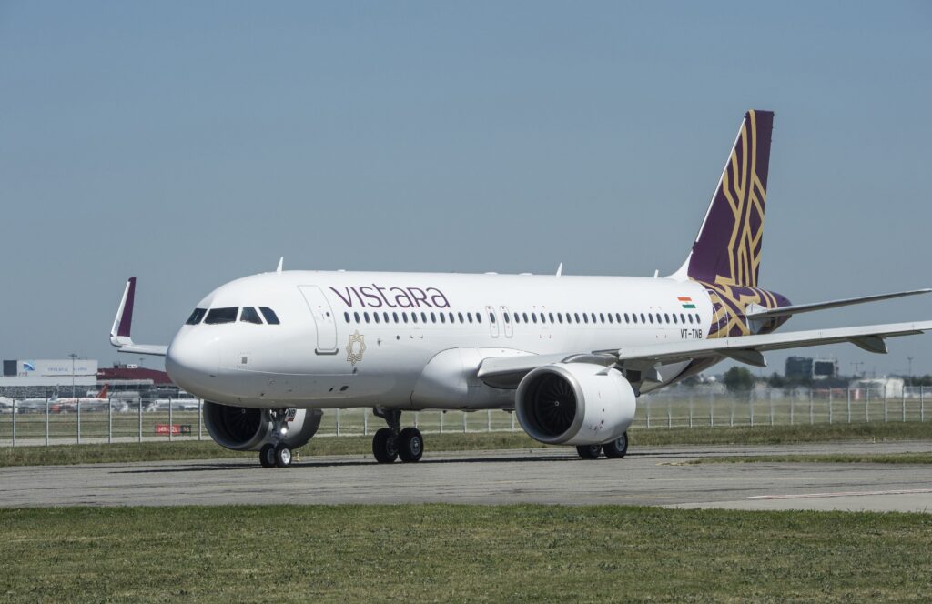 A Drunk Passenger On Vistara Flight Hits And Spits On Other Passengers, Gets Charged | Exclusive