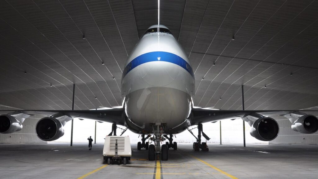 NASA Boeing 747 damaged in New Zealand Due to Severe Weather