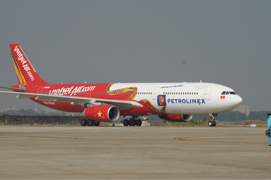Rolls-Royce secures engine service deal with VietJet