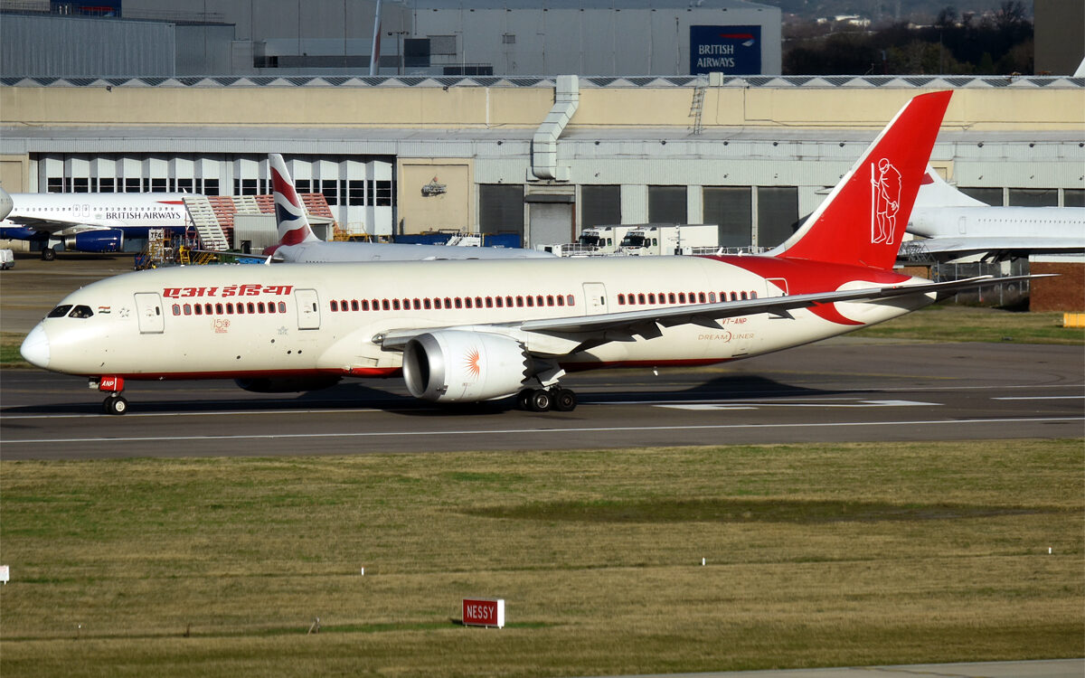 Air-Indidreamliner-B787-8