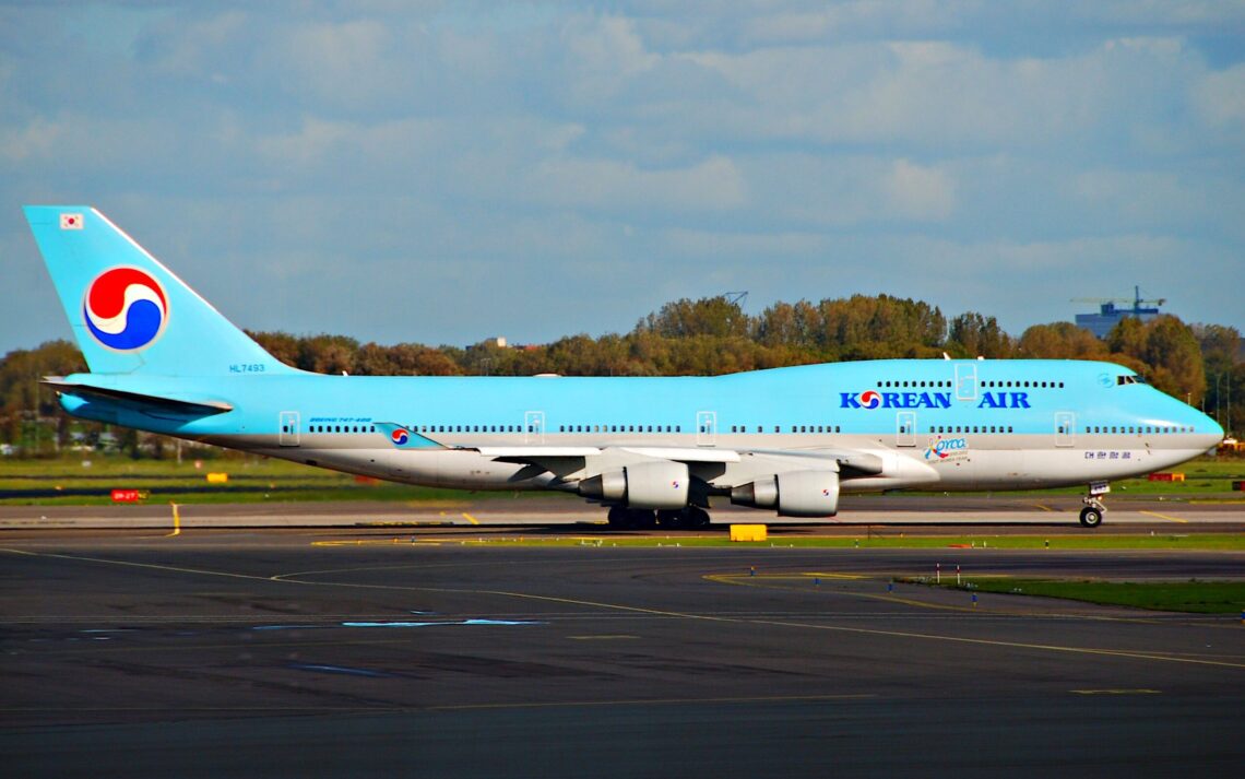Korean Air Restarts Longest 747 - Korean Air Boeing 747 400 HL7493@AMS18.10.2011 627bz 6389367005 Edited 1140x713