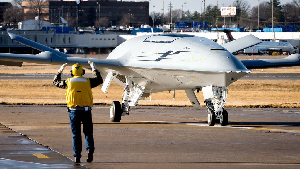 Boeing receives a $57 million contract to support an unmanned tanker ship