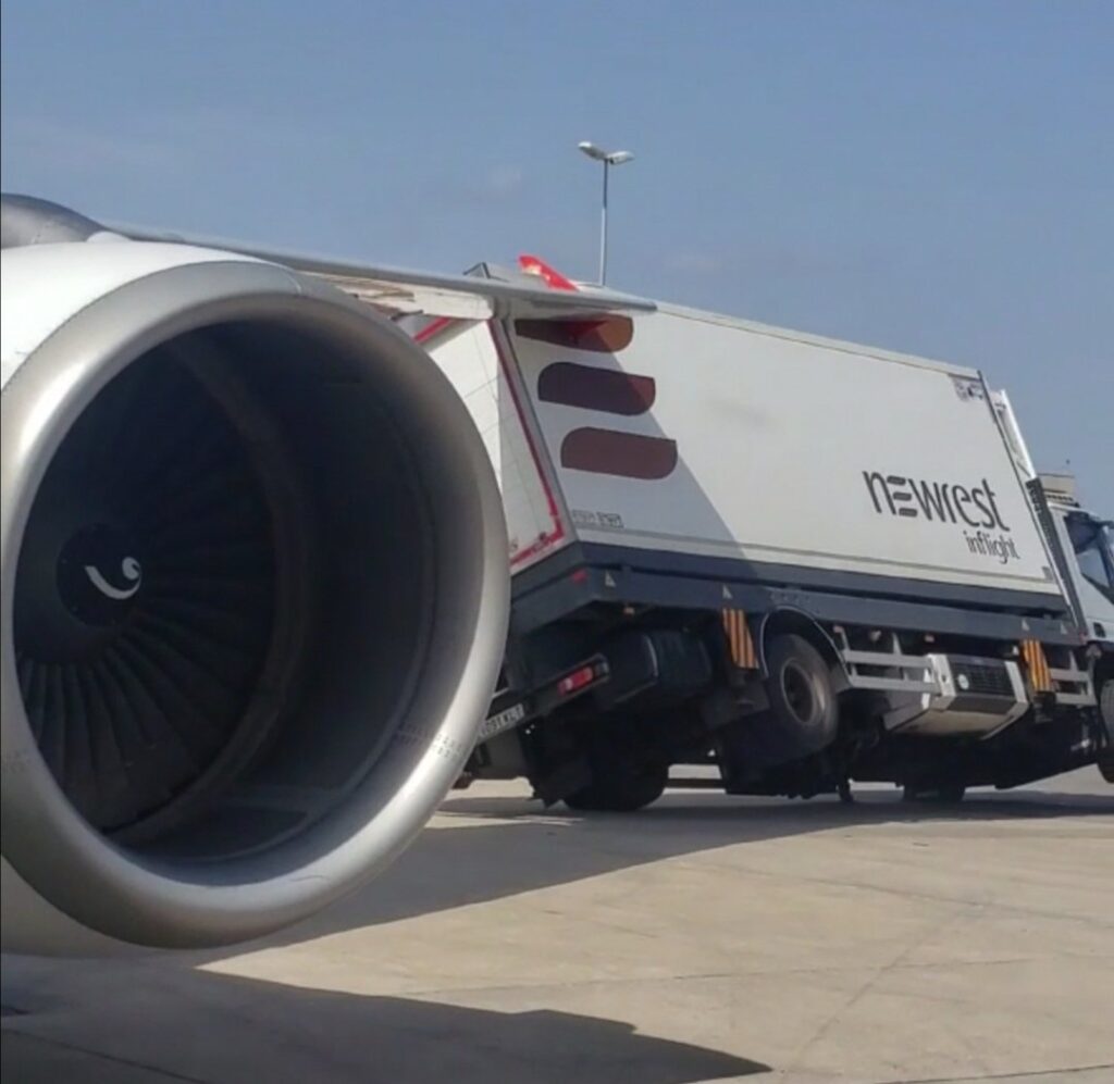 Air Senegal Airbus A319 damaged during push-back at Barcelona Airport | EXCLUSIVE