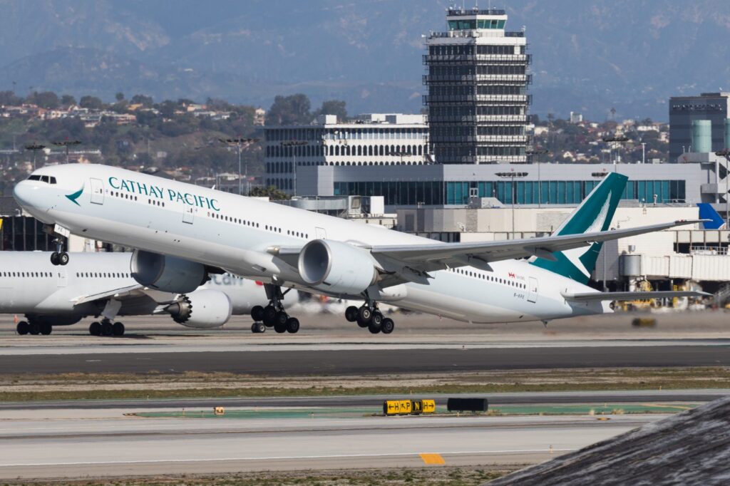 With the help of The Hong Kong Polytechnic University (PolyU), Cathay Pacific has launched a cadet pilot training programme 