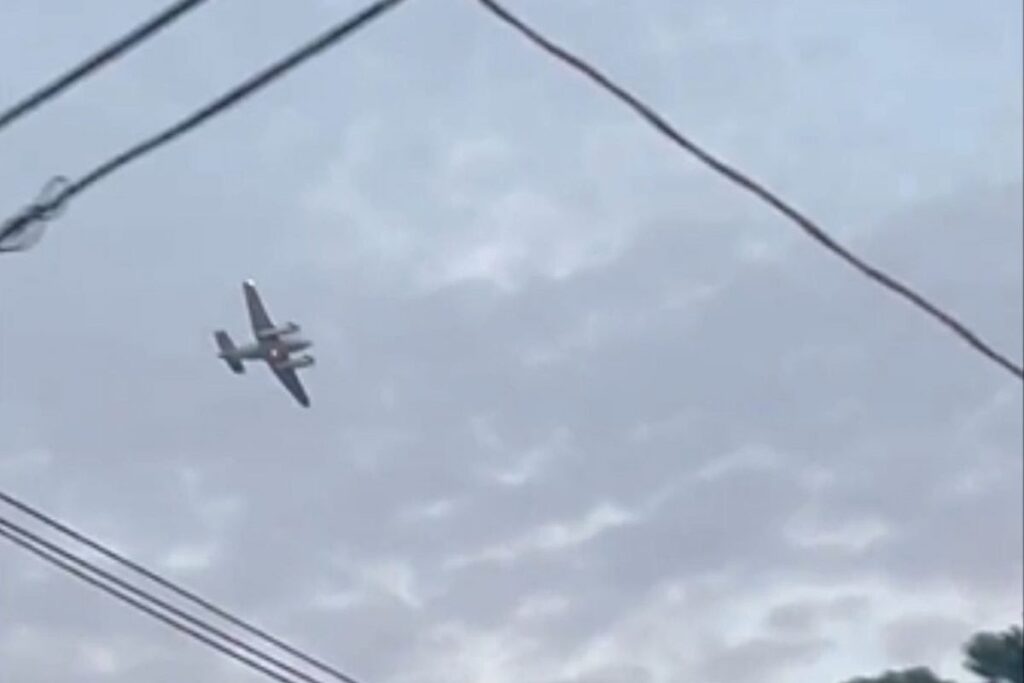 Pilot threatens to crash stolen aircraft into Walmart store in US | EXCLUSIVE VIDEO