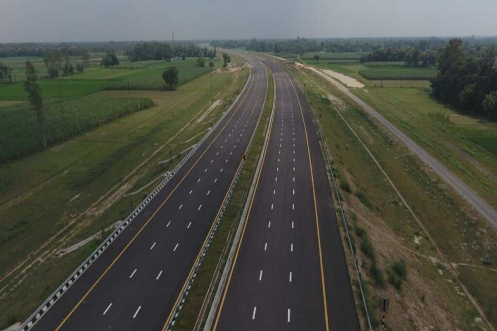 All new National Highways to be constructed with helipads: Scindia