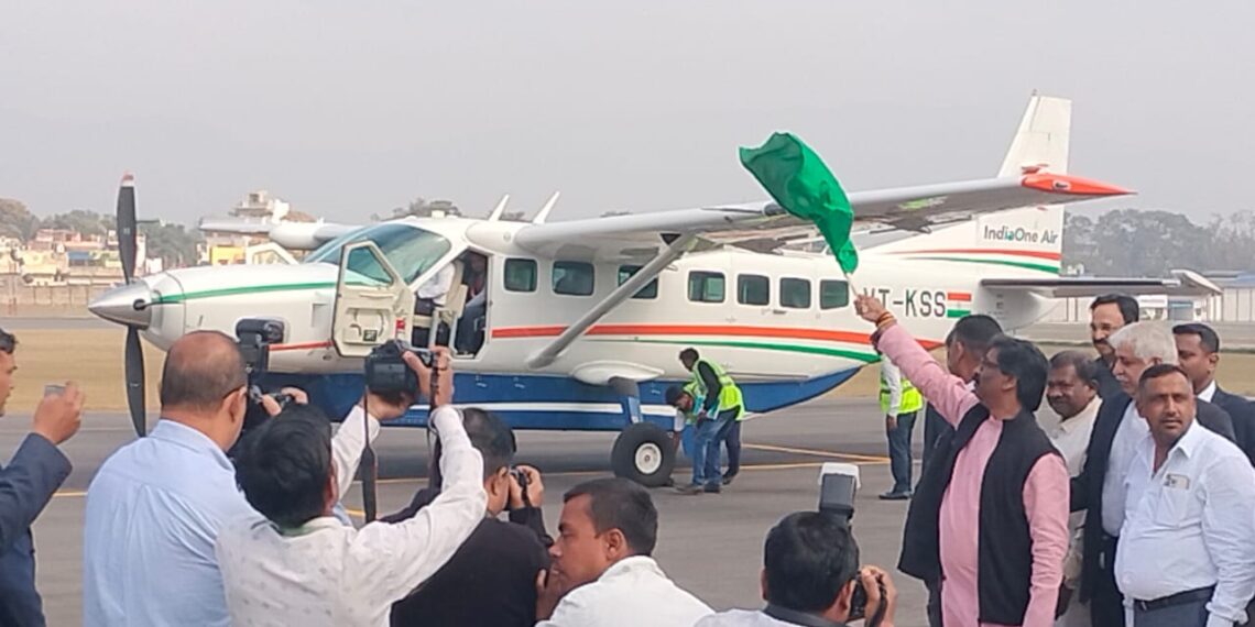 Scindia Inaugurates Indiaone Air's Jamshedpurkolkata Commercial Flight