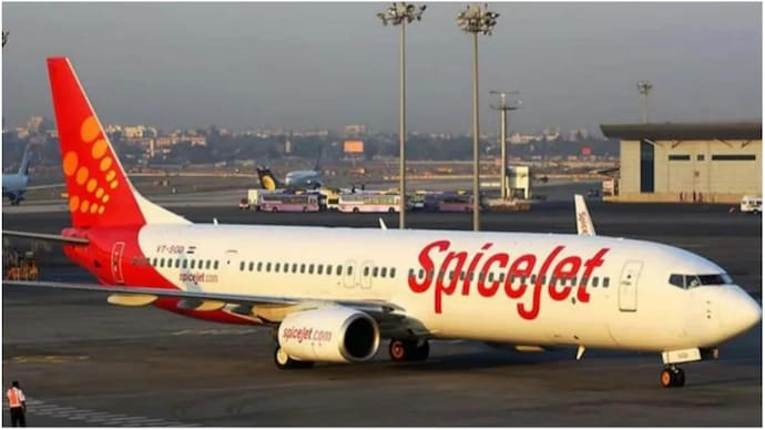 SpiceJet Bangkok Flight Makes Emergency Landing In Kolkata After Engine Blade Breaks During Take Off | Exclusive