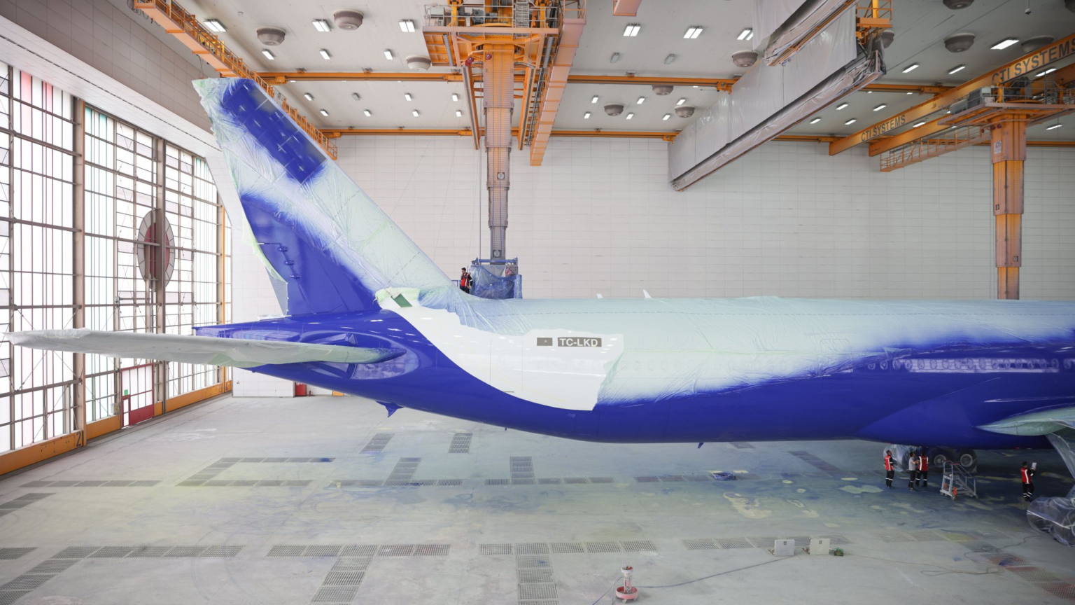 IndiGo Airlines First Boeing 777 Painted In Its Own Livery Landed At ...