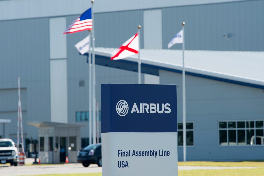 Airbus agreed on Thursday to build a second assembly line at its Chinese factory and received approval from Beijing to proceed with 160 previously announced plane orders.