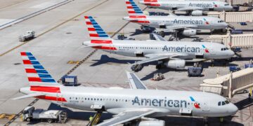 American Airlines Drunk passenger arrested