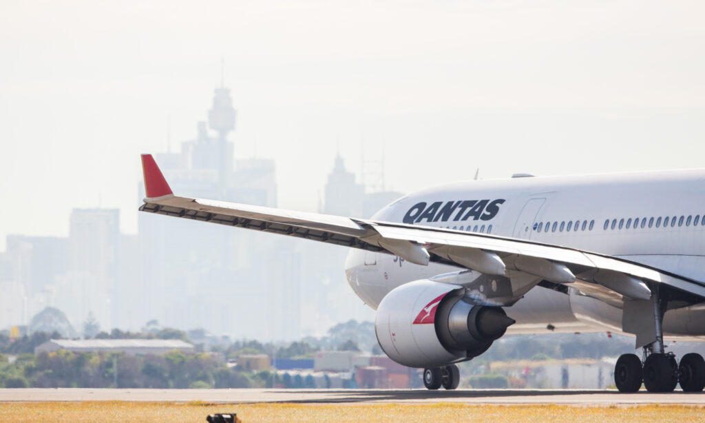 QANTAS FLIGHTS TAKE OFF FROM MELBOURNE TO JAKARTA | Photo: Qantas