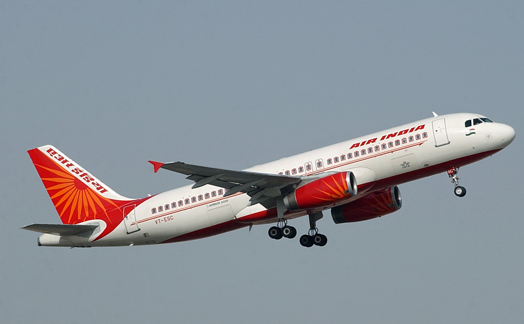 Air India Pilot withdraws