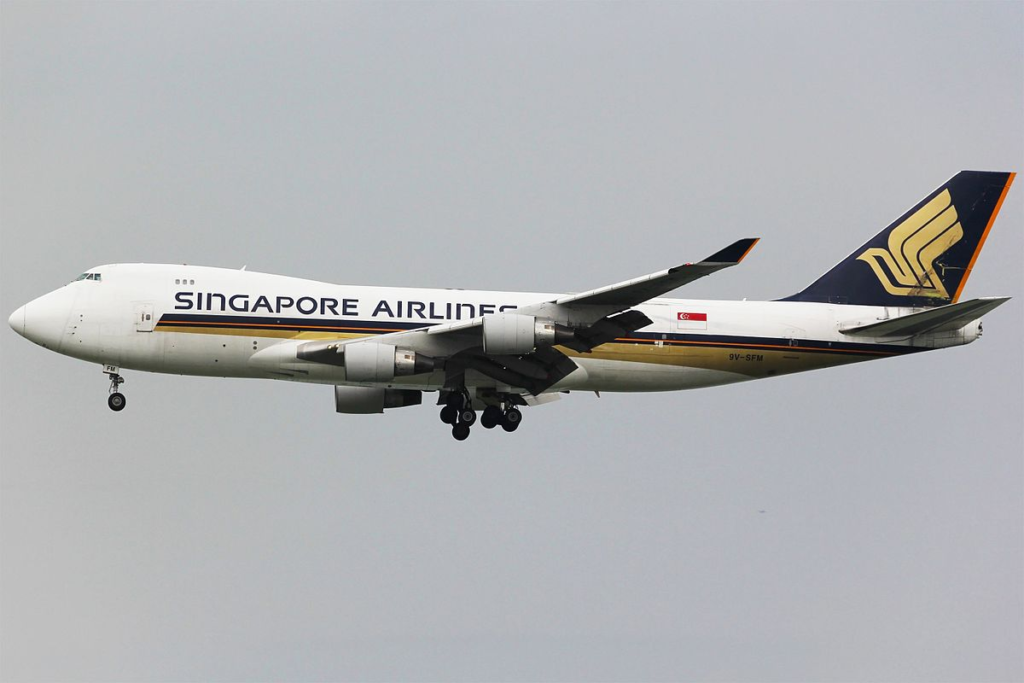 Singapore Airlines Boeing 747