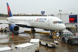 Delta 757 Passenger Makes Costly Mistake, Flushes iPhone Down Aircraft Toilet
