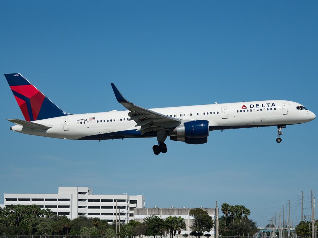 FAA announced its intention to investigate an incident in which a tire from the front nose of a Delta Boeing 757 detached and rolled down an embankment at Hartsfield-Jackson Atlanta 