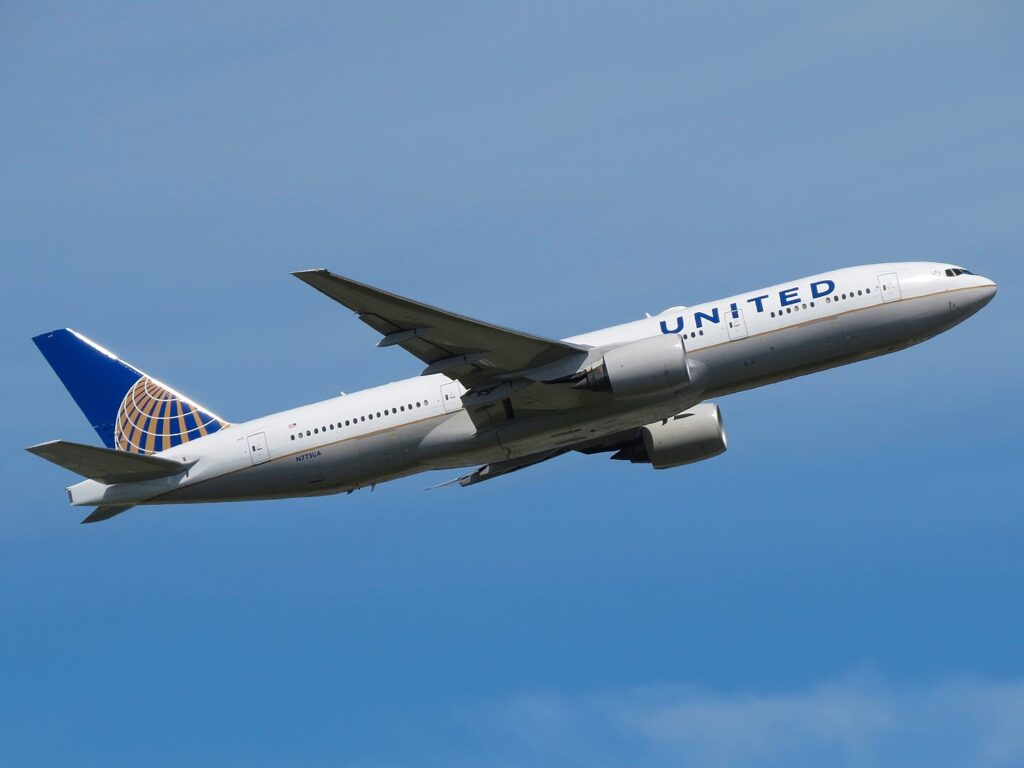 United Airlines Sent its Boeing 777 from San Fransisco to Guam | Exclusive