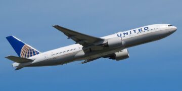 United Airlines Sent its Boeing 777 from San Fransisco to Guam | Exclusive