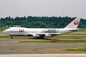 Japan Airlines and Nippon Express Launch 747 Service Linking Asia and North America