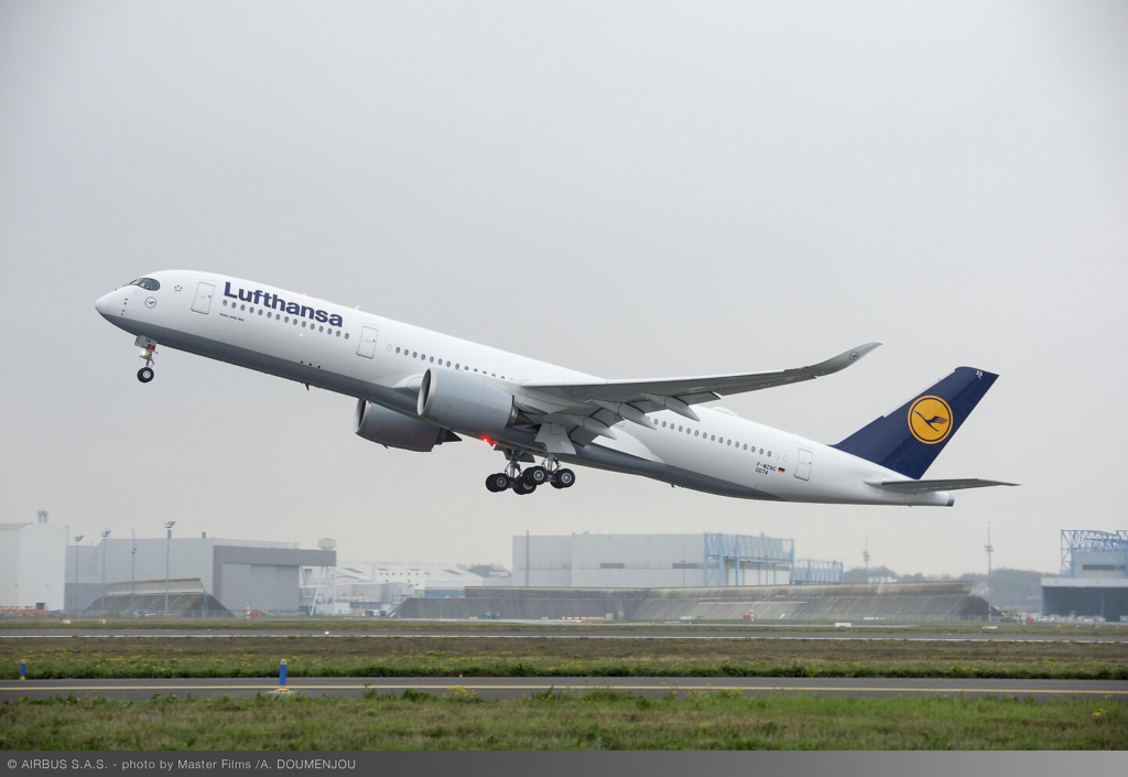 Lufthansa to Get Four More and New Airbus A350s