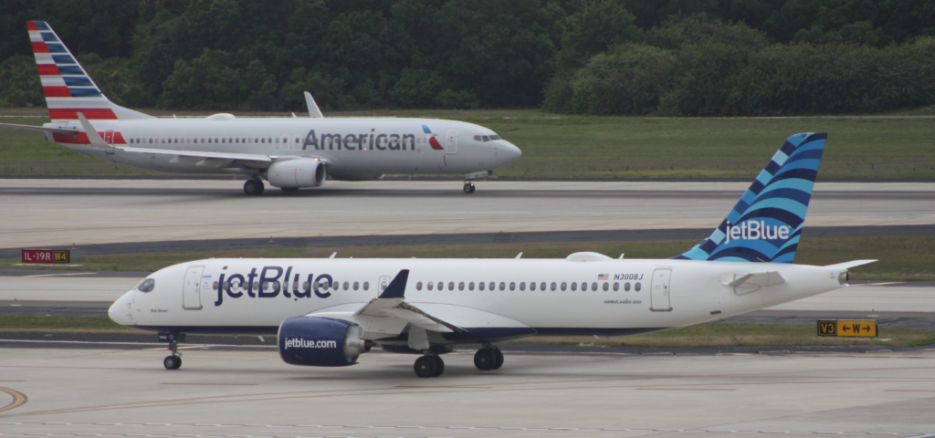 JetBlue and American Airlines Jets Encounter Near Miss Incident