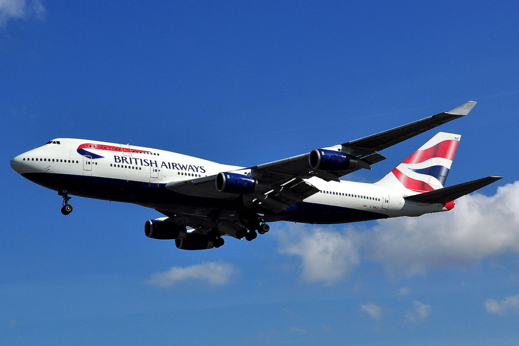 British Airways and VisitBritain Celebrate Visitors to London with Giant Mural on Heathrow Flight Path