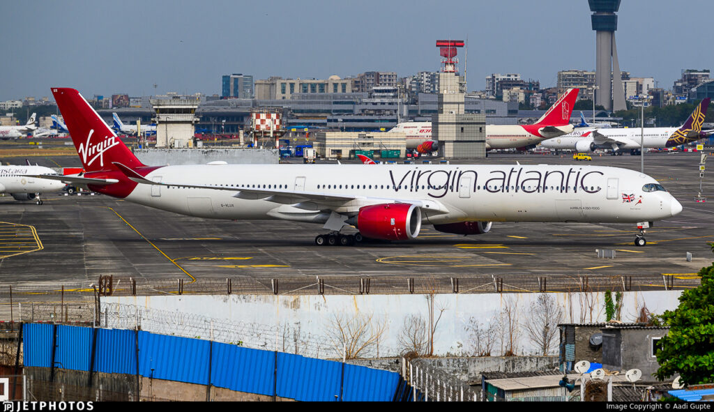 MUMBAI- Today, on October 17, both runways at Mumbai Airport (BOM), officially known as Chhatrapati Shivaji Maharaj International Airport (CSMIA), will undergo maintenance work, resulting in a six-hour closure with no flight operations.