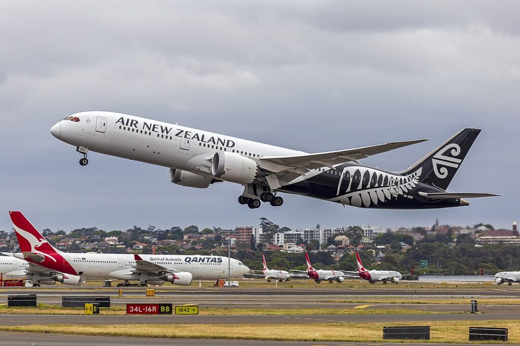An Air New Zealand (NZ) flight carrying approximately 300 passengers from Nadi (NAN) to Auckland (AKL) encountered an emergency on Sunday.