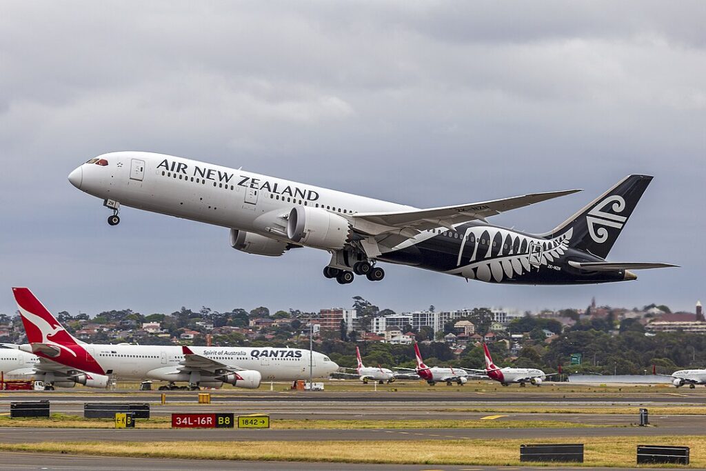 Air New Zealand (NZ) has acknowledged an error in attempting to charge Todd and Patricia Kerekes, two U.S. tourists, $13,000 to modify their flights after Patricia received a serious medical diagnosis.