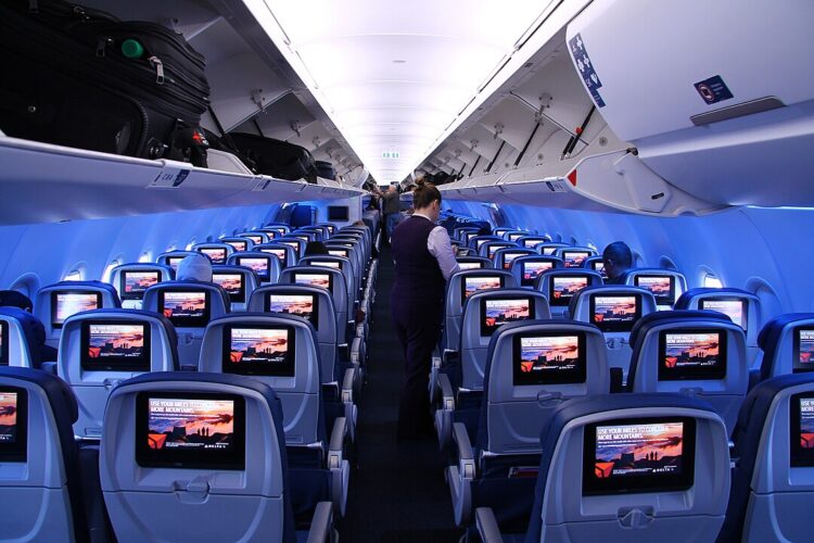 Delta Unveils Airbus A321neo With Massive 44 Seat First Class Cabin ...