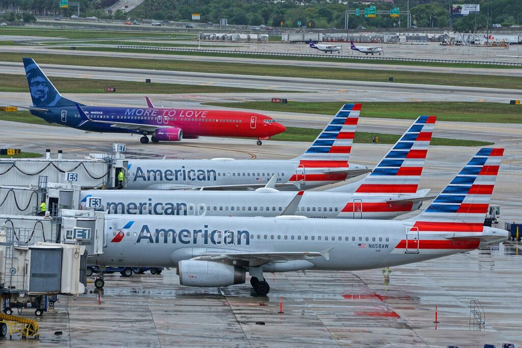 American Airlines planes