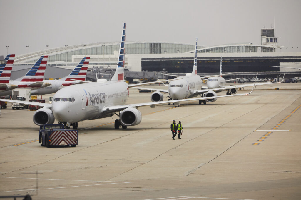 American Airlines Passengers Forced to Stay on New York LaGuardia's Tarmac for 3 Hours