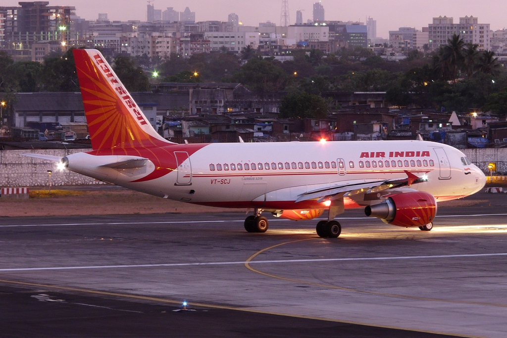 Air India Begins Sale of Six Old A319s Amid New Fleet Renewal Strategy