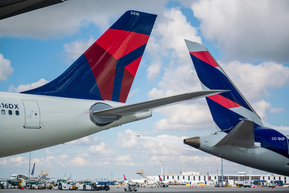 The first LATAM Airlines Passenger flight that connects Jorge Chavez International Airport (LIM)  (ATL) began service this week