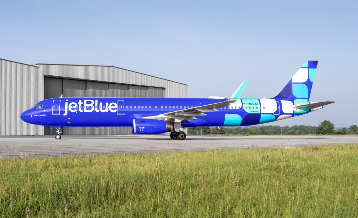 JetBlue Reveal New Airbus A220 Livery, Europe Routes and More ...