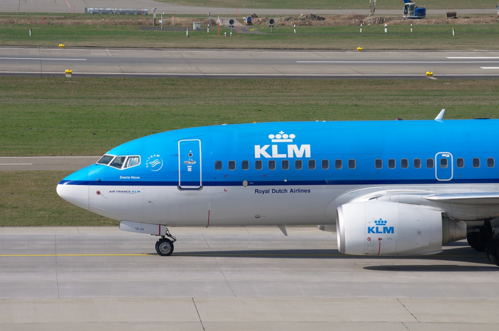 The Dutch flag carrier, KLM (KL), has decided to cancel flights to and from Asia on Wednesday due to the ongoing tensions between Armenia and Azerbaijan, despite the ceasefire announced in the Nagorno-Karabakh region later in the day. 