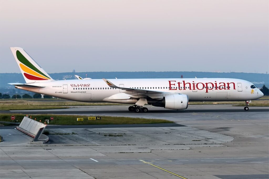 Ethiopian Airlines (ET) has signed a TotalCare service agreement with Rolls-Royce for the Rolls-Royce Trent XWB-97 engines that will be installed on their new Airbus A350-1000 aircraft. 