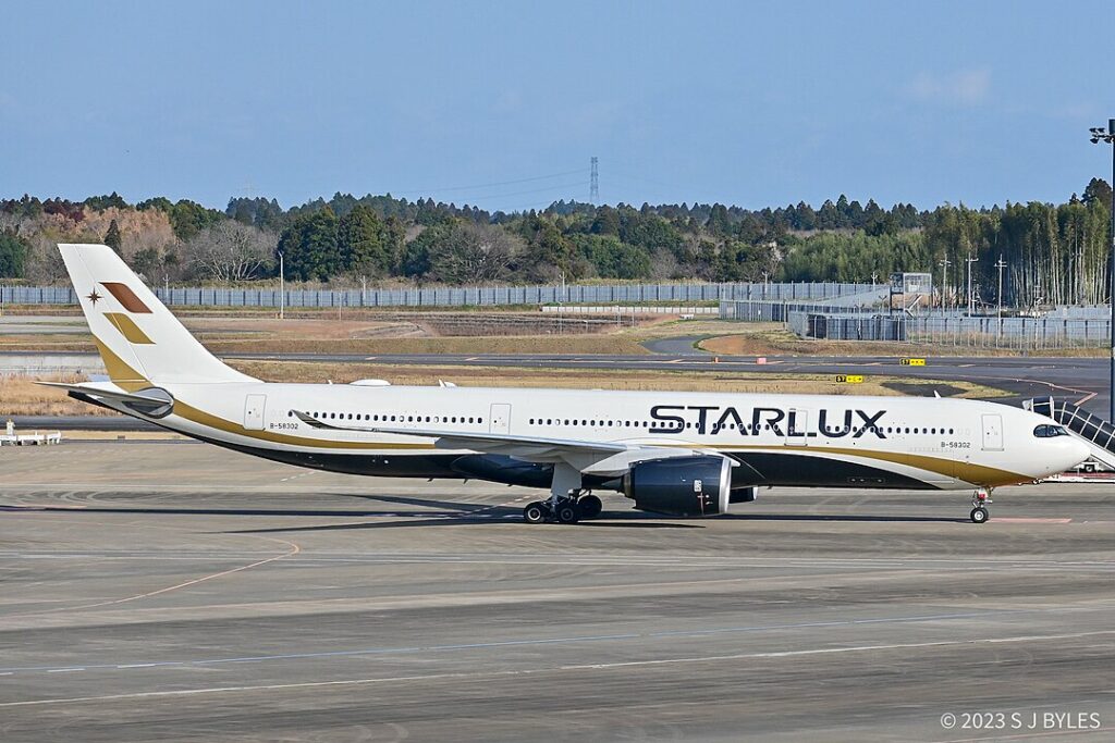 STARLUX Airlines (JX), a high-end airline headquartered in Taiwan, marked a notable achievement today by launching its daily flight route connecting Taipei (TPE) and Clark (CRK).