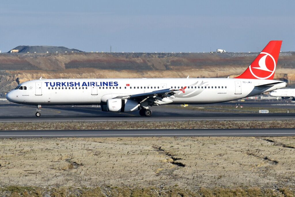 Turkish Airlines flight TK24 from Istanbul to Taipei experienced severe turbulence mid-flight on its route, resulting in injuries to six people onboard.