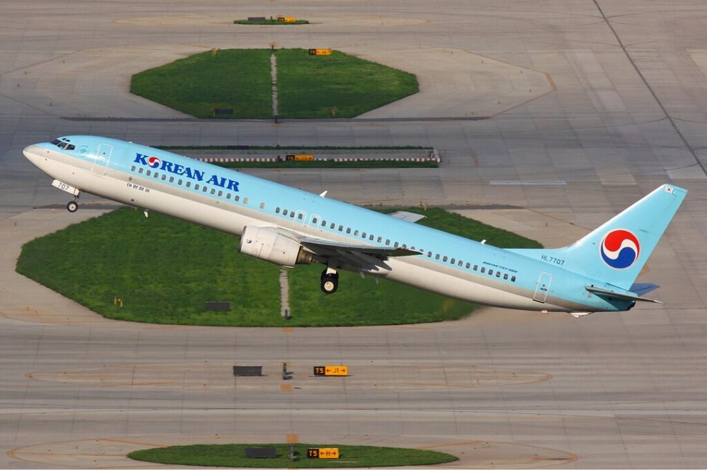 Korean Air (KE) is delighted to announce the resumption of several routes to China and Japan after a three-year and six-month hiatus.
