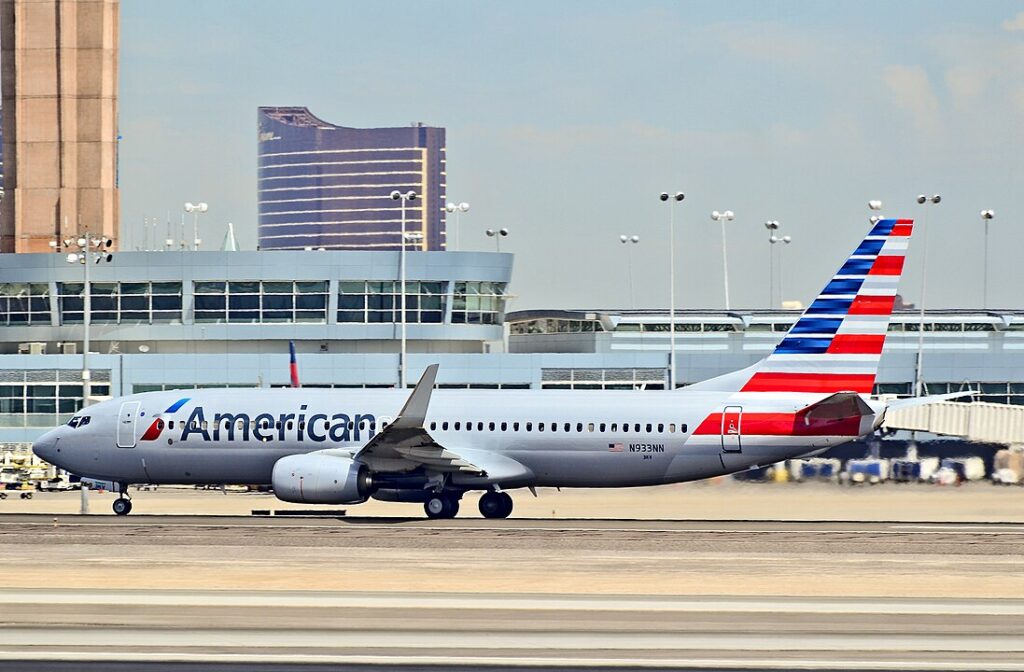 American Airlines (AA) Flight AA2557, en route from New York (JFK) to Georgetown (GEO), Guyana, encountered an unusual incident that resulted in the plane's return to New York just 45 minutes after takeoff.