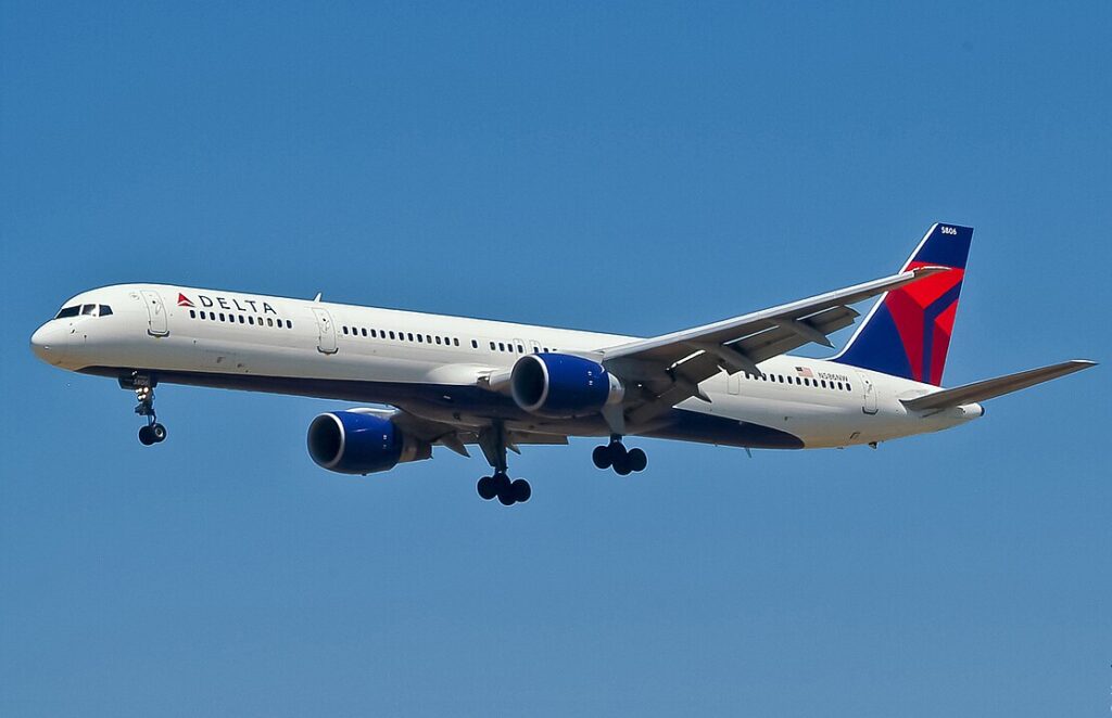 FAA announced its intention to investigate an incident in which a tire from the front nose of a Delta Boeing 757 detached and rolled down an embankment at Hartsfield-Jackson Atlanta