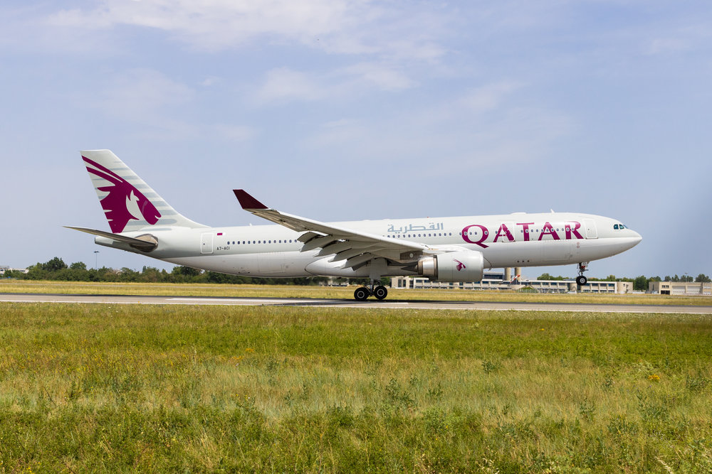  Qatar Airways (QR) has become the largest airline to collaborate with Starlink, offering complimentary high-speed, low-latency internet connectivity on specific aircraft and routes.